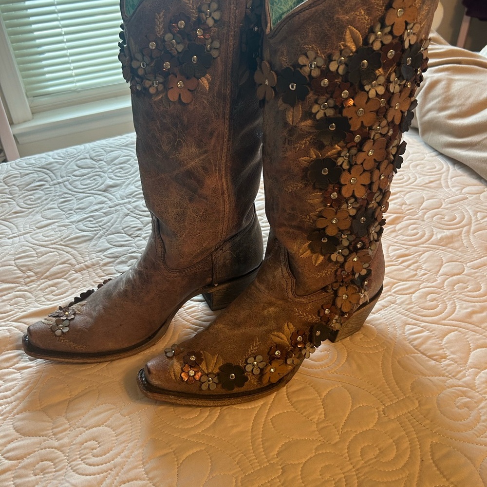 Embellished Floral Western Boot - Brown Leather - Picture 2 of 5